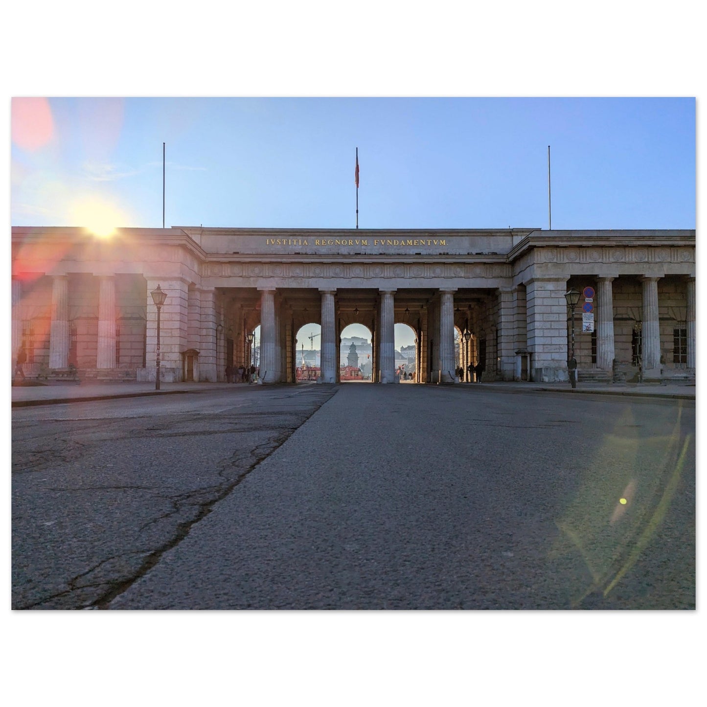 2865c094-a7a3-40e0-b4b9-9f676107e90a